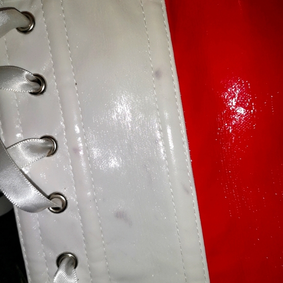 Goth Red And White Pvc Underbust Corset - Picture 3 of 9